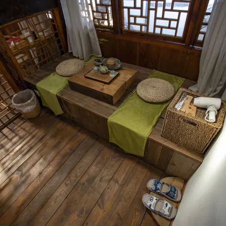 Dashundian Hanging House Hostel