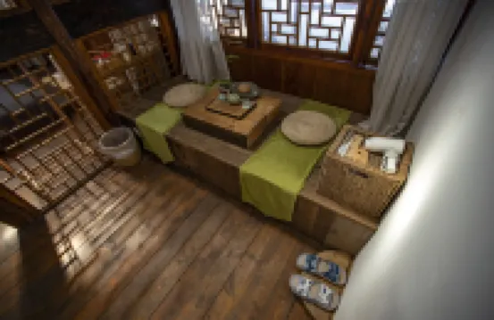 Dashundian Hanging House Hostel