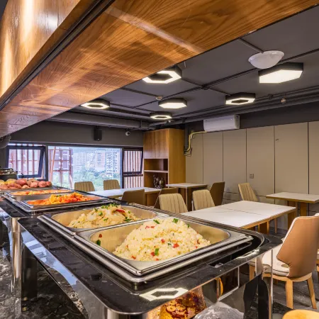 Chaoman Hotel (Xuanhan, Dazhou)