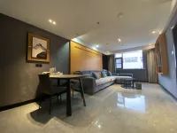 Yongguang Smart Hotel (Zhoukou Wuyi Square Passenger Transport Center Station) - 2 Yıldız