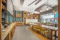 Manji Hotel (Hengyang Nanyue Hengshan Scenic Area)