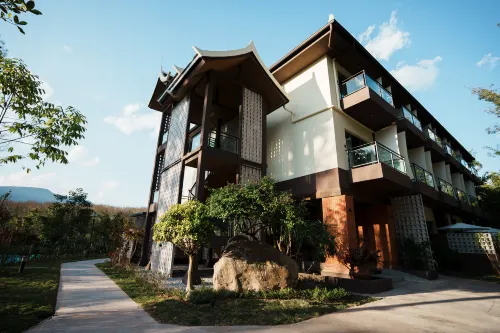 Nanlahe Paya Resort Hotel Hotels in Mengla