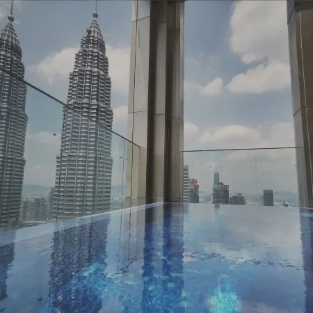 Tropicana The Residence Kuala Lumpur by ALMA ( Rooftop Infinity Pool + 2Mins Walk to KLCC )
