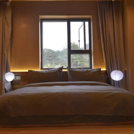 Mount Sanqing Secret Realm · Sanqing Palace Sacred Land Hotel