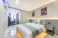 Velman Light Luxury Apartment