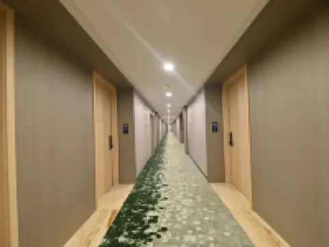 Hua Zi Hotel Hoteles en Taining