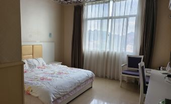 Tiantian Theme Hotel