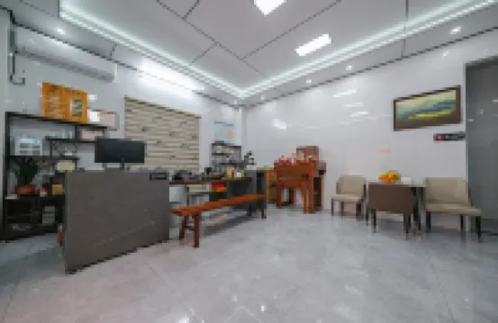 Yimi Hotel (Quanzhou Dong Station)