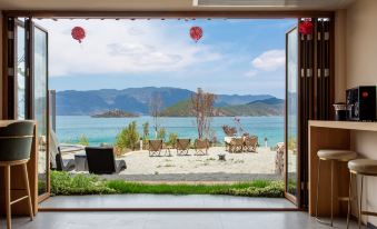Baiyun Jinsu Lake View Holiday Hotel