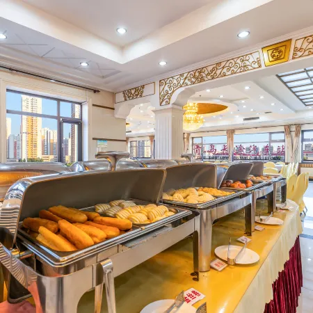 Qingdao Sifang Hotel Xilou (Taidong Pedestrian Street Haibohe Park Subway Station)