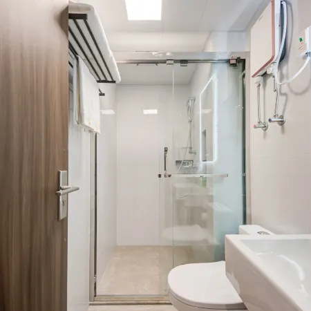 Fullme Executive Apartment (Gongbei Port High Speed Railway Station) Отели рядом с достопримечательностью «Чжухай Политехническая Профессиональная Техническая Школа»