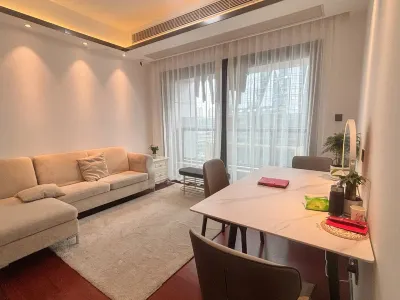 Baiji Quannüsheng Hostel (Shenzhen North Railway Station)