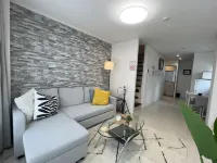 Relax House