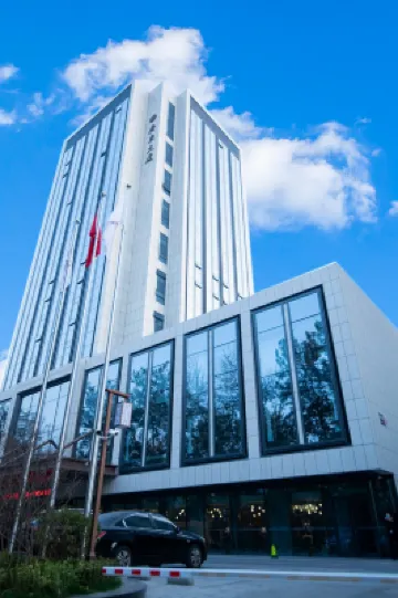 Guangdong Hotel Hotels in Princess Tomb and Wanshou Road Commercial Area