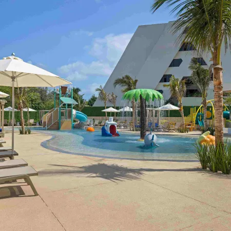 Wyndham Grand Cancun All Inclusive Resort & Villas