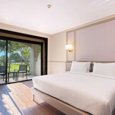 Pinnacle Grand Jomtien Resort and Beach Club