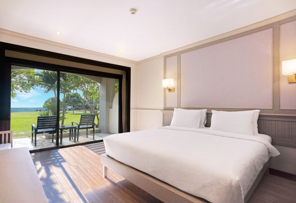 Pinnacle Grand Jomtien Resort and Beach Club Over view