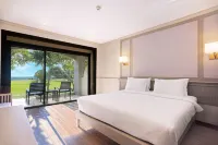 Pinnacle Grand Jomtien Resort and Beach Club