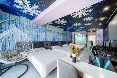 Zhuoyue E-Sports Hotel (Jingkai Wanda Plaza) Hotels in Urumqi