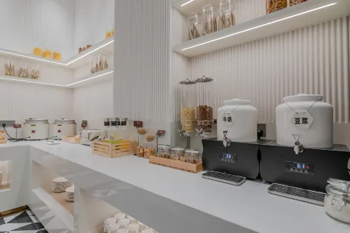 HomeinnsPlus Hotel (Shanghai Dishui Lake Port) Photos