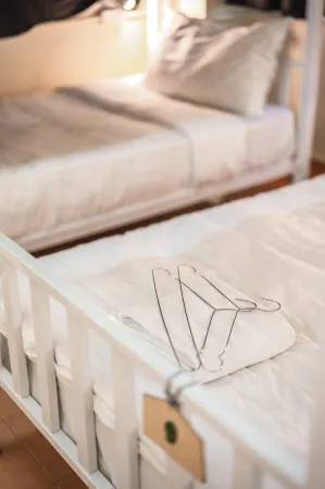 Beds Friends Phi Phi