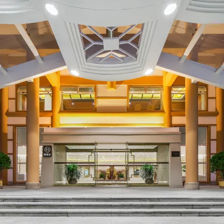 Jiuzhai Manor International Hotel