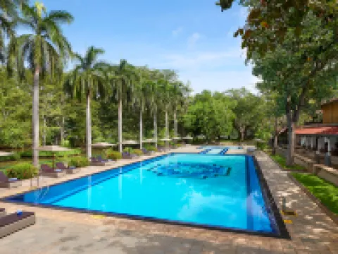 Cinnamon Lodge Habarana Hotels in Habarana