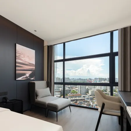 Atour Hotel Haikou Wanguo Metropolitan Qilou Old Street