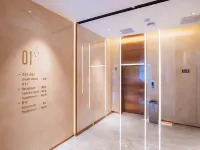麗楓飯店（通遼萬達廣場民族大學附屬醫院店）