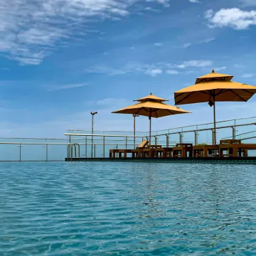 索菲亞科倫坡城市酒店 鄰近馬拉德南站的酒店