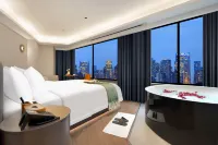 Sky Cloud Smart Cinema Hotel (Chongqing Wanda Plaza Branch) Hotels near Tianyou Dairy Service Center (Yucheng Street)