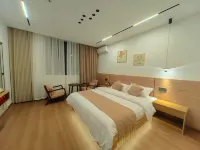 Yueer Hotel
