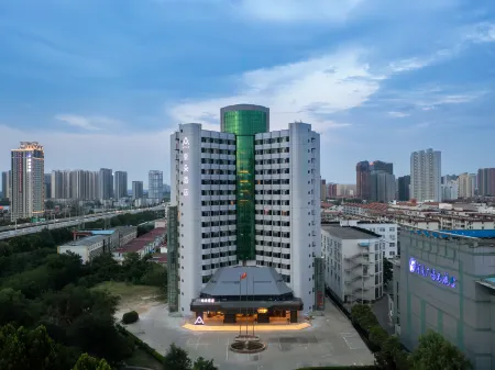 Zhonghong City Huayuan Road Atour Hotel Zhengzhou Отели рядом с достопримечательностью «North China University of Water Resources and Electric Power Relational Area»