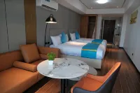 Golden Seagulls Hotel (Free Airport Shuttle Service) - Balkon