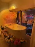 Naxi Designer River View Boutique Hotel (Wanbao Avenue)