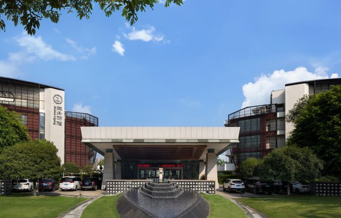 Jiazhou Ligang Hotel