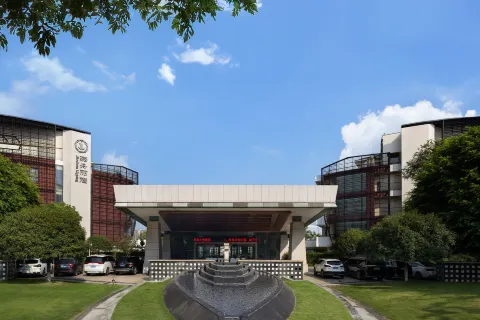 Jiazhou Ligang Hotel