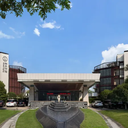 Jiazhou Ligang Hotel