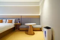 Homeinn Selected Hotel (Ningde Station Hongxing Meikailong)