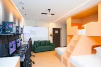 Yueta H Esports Hotel (Wuxiang Shimao Center Branch)