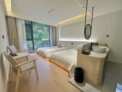 Sanqingshan 373 Homestay