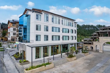 Yishan Homestay (Libo Xiaoqikong East Gate) Отели в г. Либо