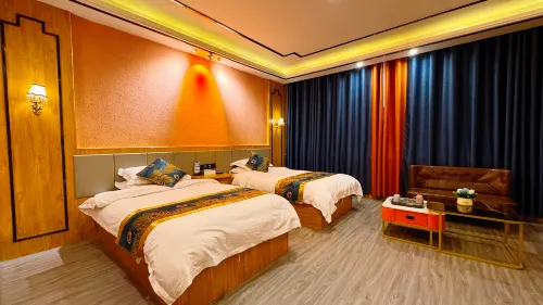 Ajialam Hotel Hotel di Maqên