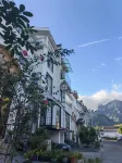 love and family Hotels near Tianmen Mountain Temple