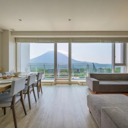 Niseko Landmark View