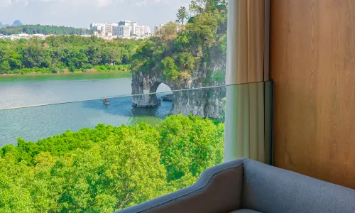 Jolie Vue Bontique Hotel（Elephant Trunk Hill and Two Rivers and Four Lakes ）