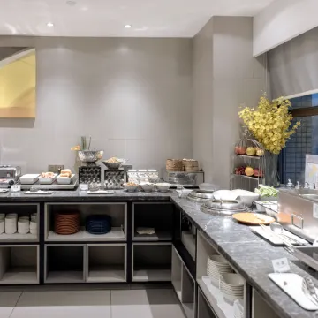 Yi shang  HOTEL (Leshan High Speed Railway Station)