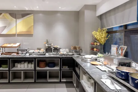 Yi shang  HOTEL (Leshan High Speed Railway Station)