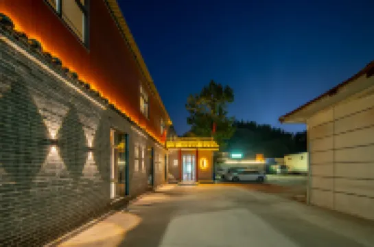 Linyi Mingshan Shuiying Creative Homestay