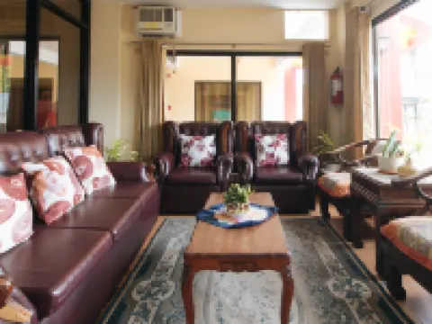 RedDoorz @ Golden Park Inn La Union Hotéis em Bauang